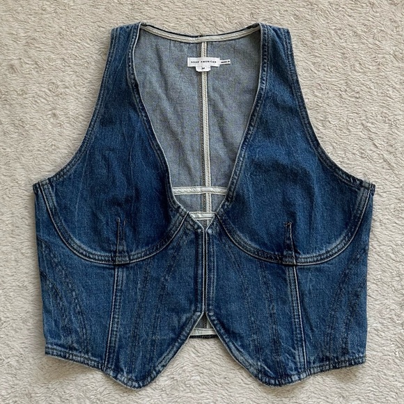 Good American Crop Denim Vest - Picture 9 of 13